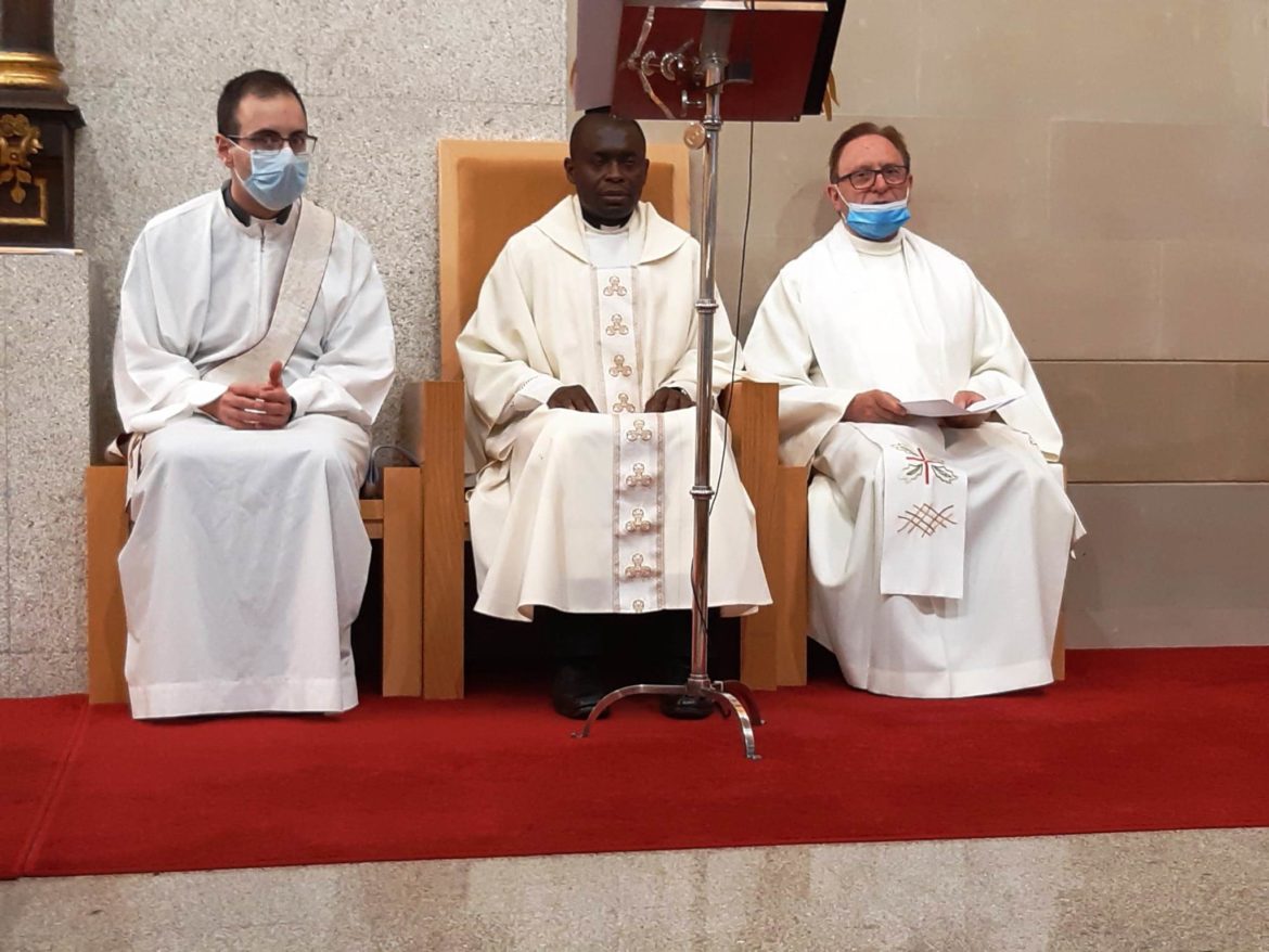 Primera Misa en nuestra Parroquia de Calixtus Chidibere NwOye
