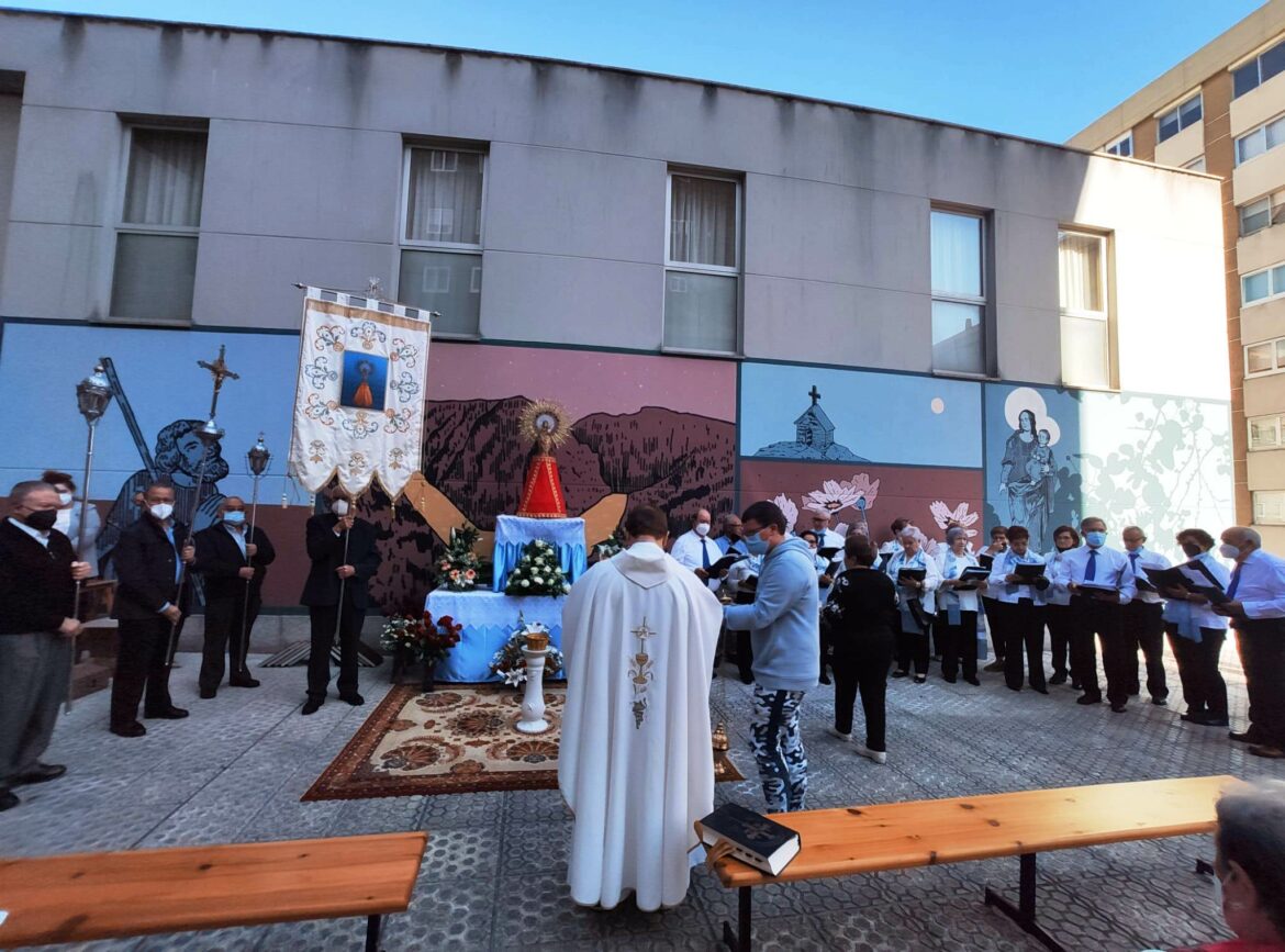 Actividades a realizar en el Templo Parroquial con motivo de las Fiestas Patronales y Libreto del Programa Completo de las Fiestas del Pilar en el Barrio del Ventorrillo
